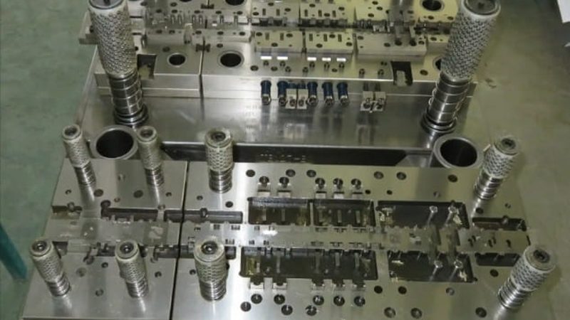 小批量连续冲压模具：报价背后的考量因素**