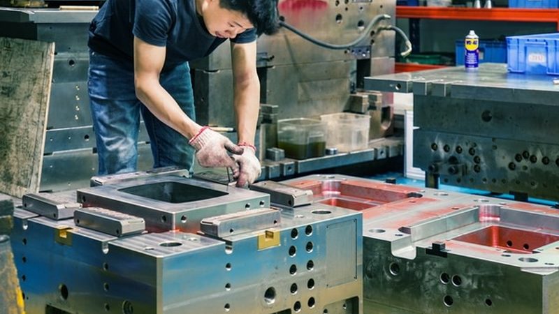 汽车配件模具加工：行业标准解析与关键要素